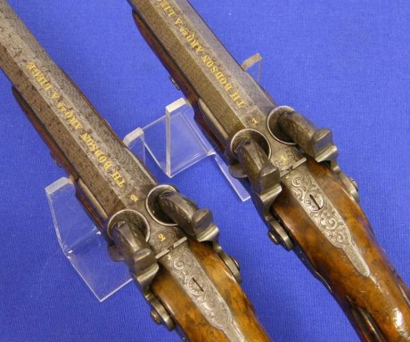 Voy a colocar unas fotos de un arma larga alemana de llave de mecha del siglo XVI. 160