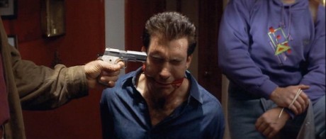 Compañeros,

En vista de las ganas de algunos (Elcafe, Wilcow, Vrakk, etc) por adivinar armas de películas 40
