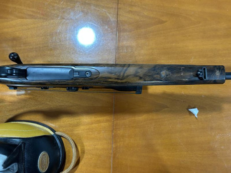 Se vende SABATTI Rover sintético(simulando madera) con freno de boca y carril picatinny (no incluye visor).
El 00