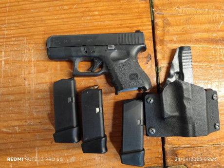 Buenos días, un compañero pone a la venta esta glock 26 comprada en 2006 con muy pocos disparos y muy 02
