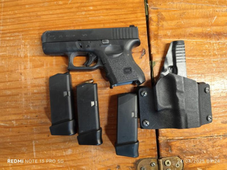 Buenos días, un compañero pone a la venta esta glock 26 comprada en 2006 con muy pocos disparos y muy 01
