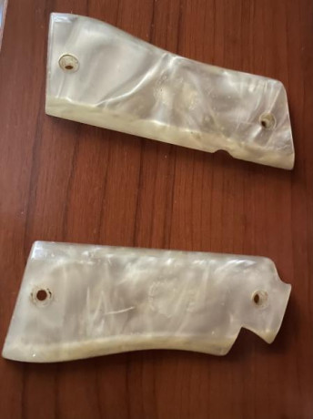 Se vende cachas nacarina Star BM/bkm 35 euros puestas en destino (península). Contactar en moterovespero@hotmail.com 00