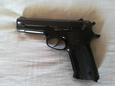 Este es un hilo para que los pobres también podamos mostrar nuestras armas cortas. Empiezo yo:

Smith&Wesson 00