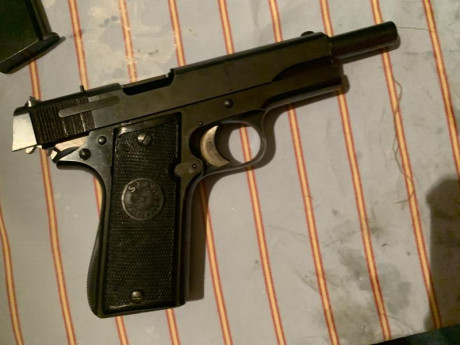 Pistola star 9 largo ,modelo B .
En perfecto estado.
Está en A , pero el anterior dueño la tenía en F.
Muchos 20