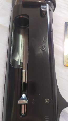 Vendo escopeta FRANCHI prestige calibre 12, cañón de 71 cm con su funda, funciona perfectamente,está usada 01