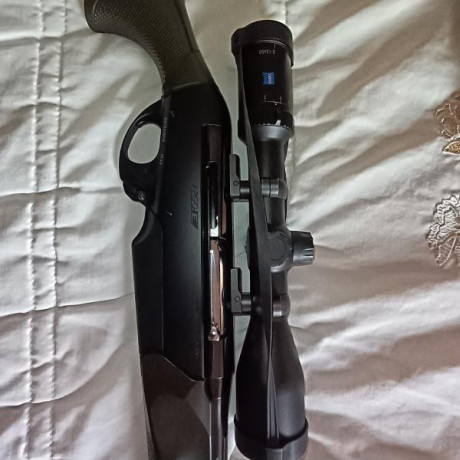 Vendo Benelli Argo Confortech Amazonia Green. Calibre 300wm. Con dos temporadas. Entrego factura de compra. 01