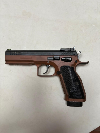 Por encargo de un compañero 

Se Vende Pistola TANFOGLIO XTREME  
Guiada en B      si en B  
No ha realizado 10