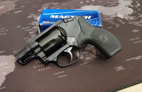 Pongo a la venta revolver S&W Bodyguard calibre 38.

Impoluto estado.

Laser incorporado.

Precio 00