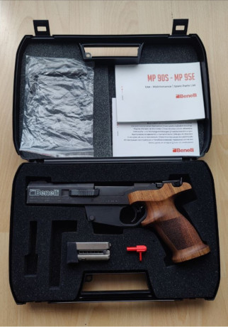EDIT: Recientemente vendida  :!: 

¡Hola pistoleros!

Vendo pistola prácticamente nueva (soy el único 00