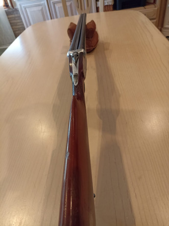 Escopeta paralela F.A.ZABALA 
CALIBRE 12 modeló M11E 
DOS GATILLOS EL PRIMERO ARTICULADO 
VÁLVULA DE GASES 02