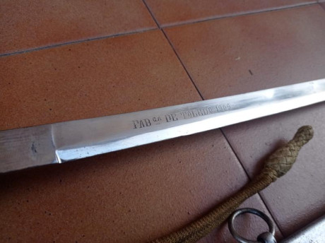SABLE ESPAÑOL OFICIAL DE INFANTERÍA MOD. 1887 CON FIADOR.

Marcado “FABRICA DE TOLEDO 1909”. Incluído 00