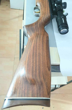 De una culata con un barniz que apenas dejaba ver la naturaleza de la madera , he decidido trabajarla. 02