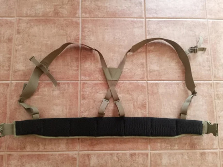 Vendo lo siguiente, los precios incluyen envió a península por mensajería, los artículos son originales, 91