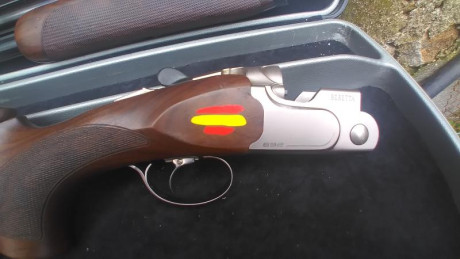Por dejar el tiro al plato vendo escopeta superpuesta Beretta 692 Trap en buenas condiciones con cañon 11