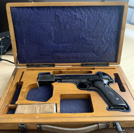 Vendida

Vendo esta pistola margolin soviética en su estuche original, y cajita de repuestos.

Gatillo 10