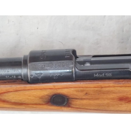 Hola amigos, estoy valorando adquirir un K98 que vende cierta armería en Tarrasa, es una captura noruega 02