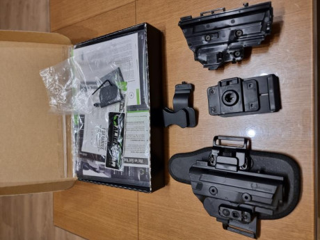 Hola,

Se vende funda de la marca Alien Gear Holster para SW MP9.

El kit incluye todo lo necesario para 02