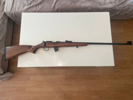 Buenas,


Vendo carabina de cerrojo Ceska Zbrojovka CZ 455 Jaguar, calibre 22 lr, con cargador de 10 cartuchos. 02