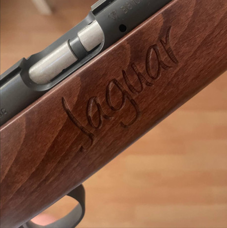 Buenas,


Vendo carabina de cerrojo Ceska Zbrojovka CZ 455 Jaguar, calibre 22 lr, con cargador de 10 cartuchos. 00