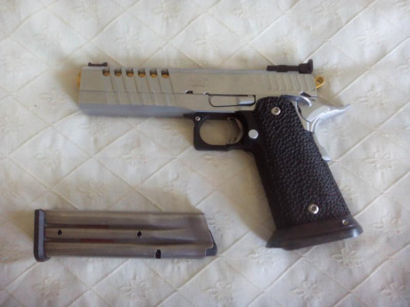 Hola. Vendo pistola del prestigioso fabricante y preparador alemán HPS
Modelo límited master
Poco uso
Se 02
