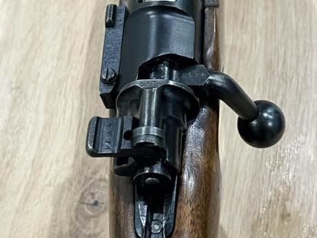 Vendo mi Mauser Kar98K. Números no coincidentes. Captura rusa. Muy bien ajustado y preciso. Estado excelente 01
