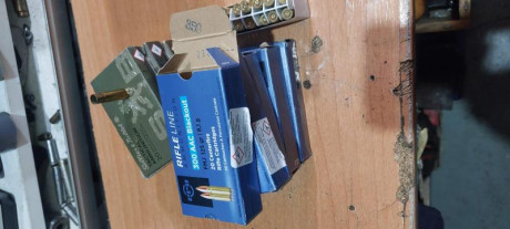 Hola 
pongo a la venta estos dies del 6,5x55 de hornady 50 euros 
 tambien  unas 180 +/- vainas del 300 01