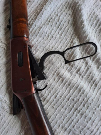 Por falta de uso , no soy cazador, vendo Winchester modelo 94 en cal 30-30 cañón de 61 cm (corto)en perfecto 00
