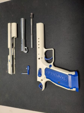 Vendo Tanfoglio Limited Custom 9 Pb.
Una maravilla tanto para precisión como para recorrido, aunque yo 02