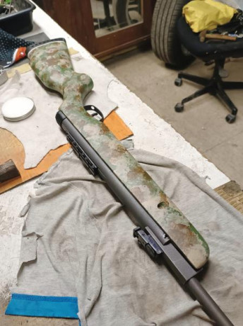 Bueno, pues después de mucho tiempo sin hacer ninguna chapuza, he aquí mi nuevo engendro. Gamo Hunter 01