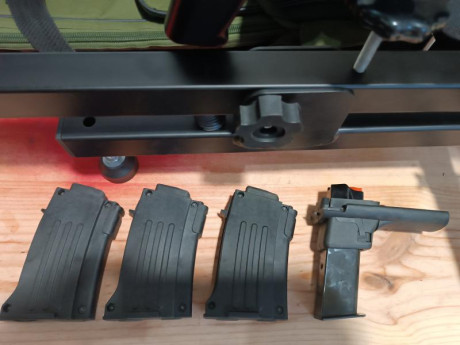 Hola compañeros, busco alguna carabina en 9x19, sé que no hay muchas pero si alguien se decide que contacte. 112