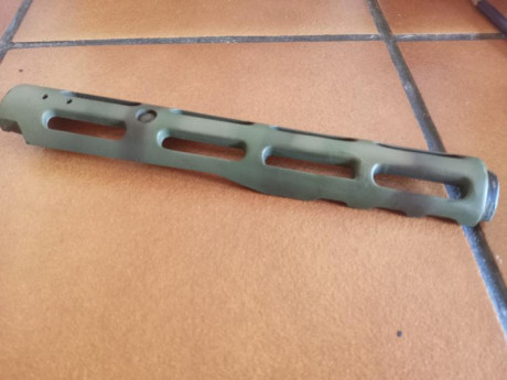 Vendo guardamanos ventilado para Ruger MINI14/30

40€ envio incluido por mensajeria 00