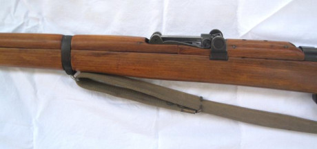 "El "Fusil Entrenador Inglés 22Lr, Nº 2 MK IV" se refiere al modelo de fusil de entrenamiento 22
