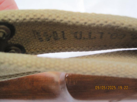 "El "Fusil Entrenador Inglés 22Lr, Nº 2 MK IV" se refiere al modelo de fusil de entrenamiento 40