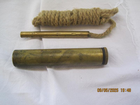 "El "Fusil Entrenador Inglés 22Lr, Nº 2 MK IV" se refiere al modelo de fusil de entrenamiento 81