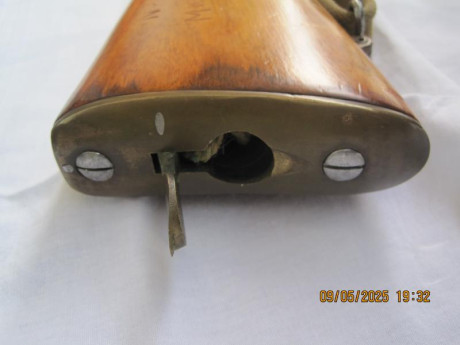 "El "Fusil Entrenador Inglés 22Lr, Nº 2 MK IV" se refiere al modelo de fusil de entrenamiento 101