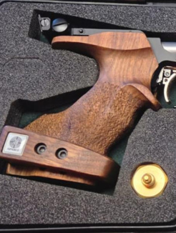 Vendo cacha original steyr evo 10 talla L. Nueva. Precio 125€ 01