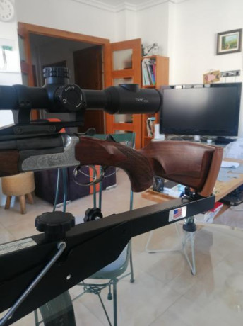 Ofrezco Sabatti skl 98 cal.3006,perfecto estado,con monturas originales.Posibilidad de visor térmico thermtec 02