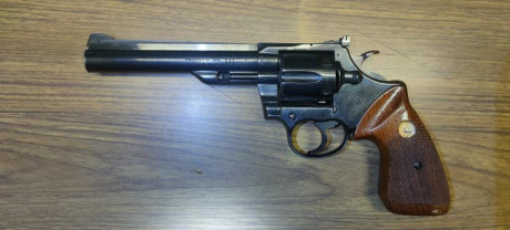 Buenos días, pongo a la venta mi Colt Mk 3  calibre .357 Mag / .38 Special,   el arma se encuentra en 01
