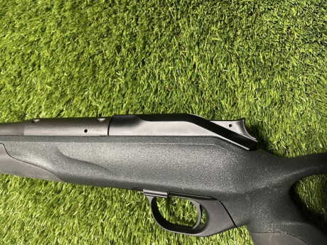 Vendo rifle Blaser R8 success calibre 270 wsm, incluyo correa Blaser posibilidad de monturas de carril 00