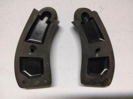 Hola, voy a empezar a poner a la venta unos cuantos juegos de cachas de revolveres , 


esta en concreto 91