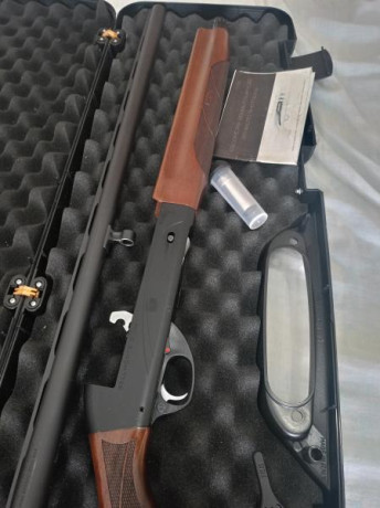 Hola a todos compañeros !! Pongo ala venta mi Benelli Belmonte 1mk2 soy el 1 propetario de ella la compré 42