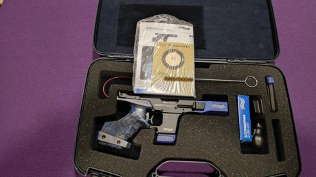 Vendo Walther GSP 500 en calibre .22, en estado nuevo.
Maletin grande para incorporar cal.32 (si se desea 02