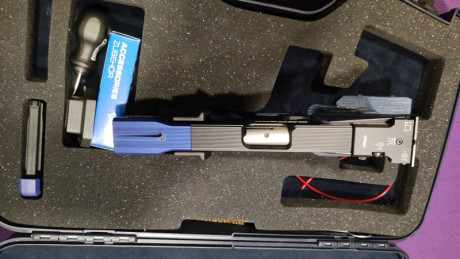 Vendo Walther GSP 500 en calibre .22, en estado nuevo.
Maletin grande para incorporar cal.32 (si se desea 00