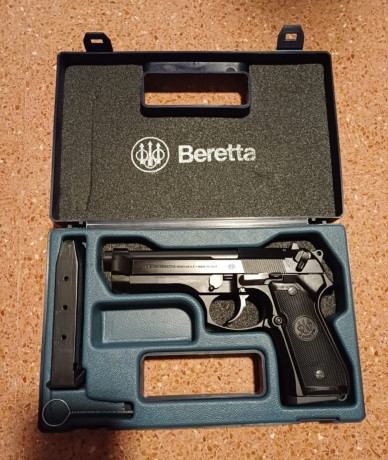 Buenas tardes, se vende 
Pistola:Beretta
Calibre: 9para
Licencia: actualmente en A, pero da de sobra las 00