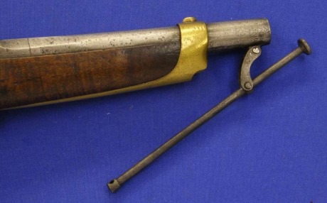 Voy a colocar unas fotos de un arma larga alemana de llave de mecha del siglo XVI. 70