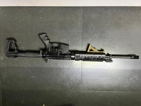 Ar 15 
Rifle sabré calibre 222 r
DOS cañones adicionales 6.5
Kit del calibre 22 lr
Recambios varios agujas 01