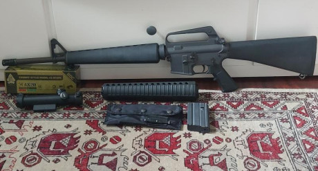 Colt Ar15 A2 Sporter II calibre 222 con kit de limpieza, 2 guardamanos uno el versión Vietnam Original 02
