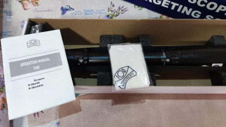 Montado en un arma de aire 
Esta en la provincia de Alicante
Visor completo,caja,parasol,cubre lentes
Es 10