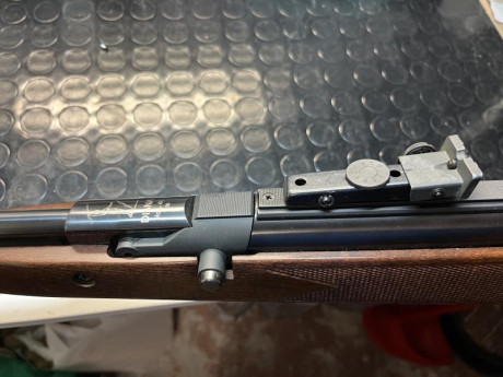 Carabina Diana 46 T-5 calibre 4,5mm 15 julios, impecable de maderas y pavonados, buena precision en el 00