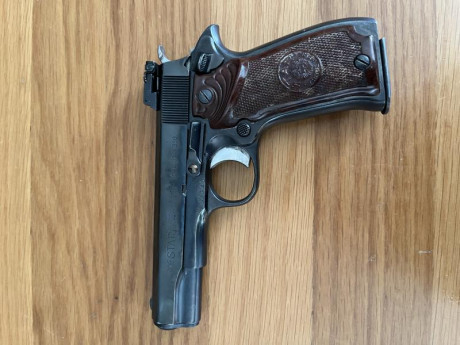  VENDIDA 
Vendo Pistola STAR calibre 380 ACP o nueve corto
Estado muy bien cuidada
Revisada por un armero
Dos 01
